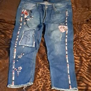 Applique jeans